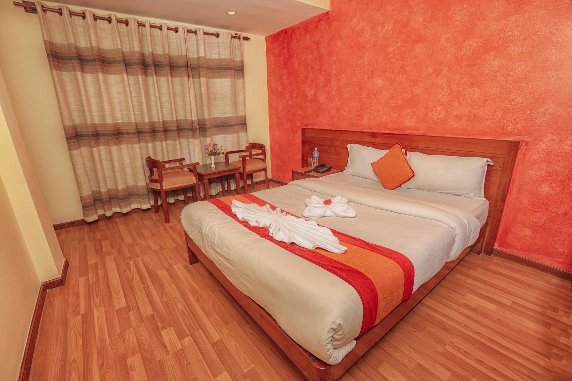 Royal Kings Hotel Катманду Екстер'єр фото
